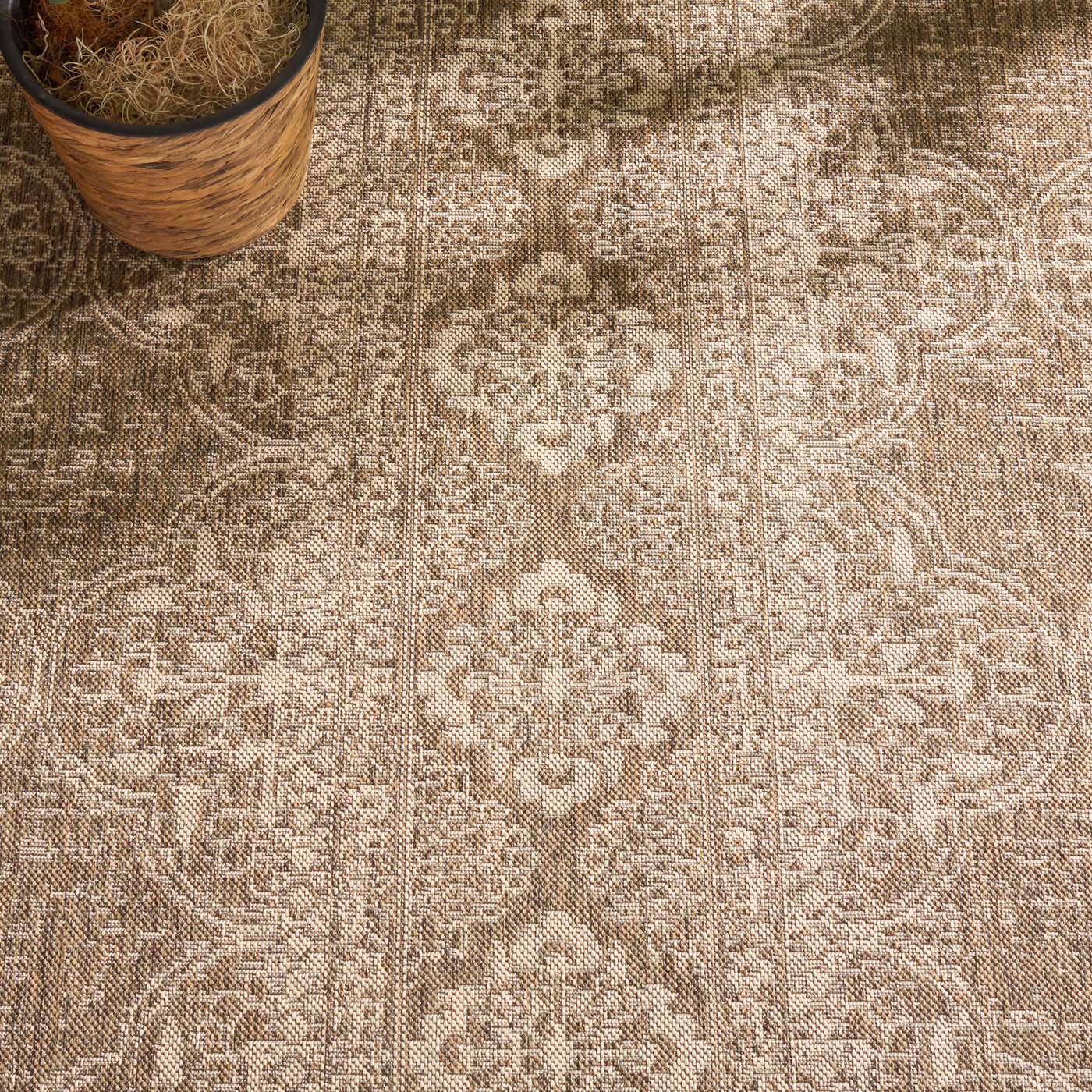 Safavieh Beach House 174 Rug, BHS174 - Cream / Beige