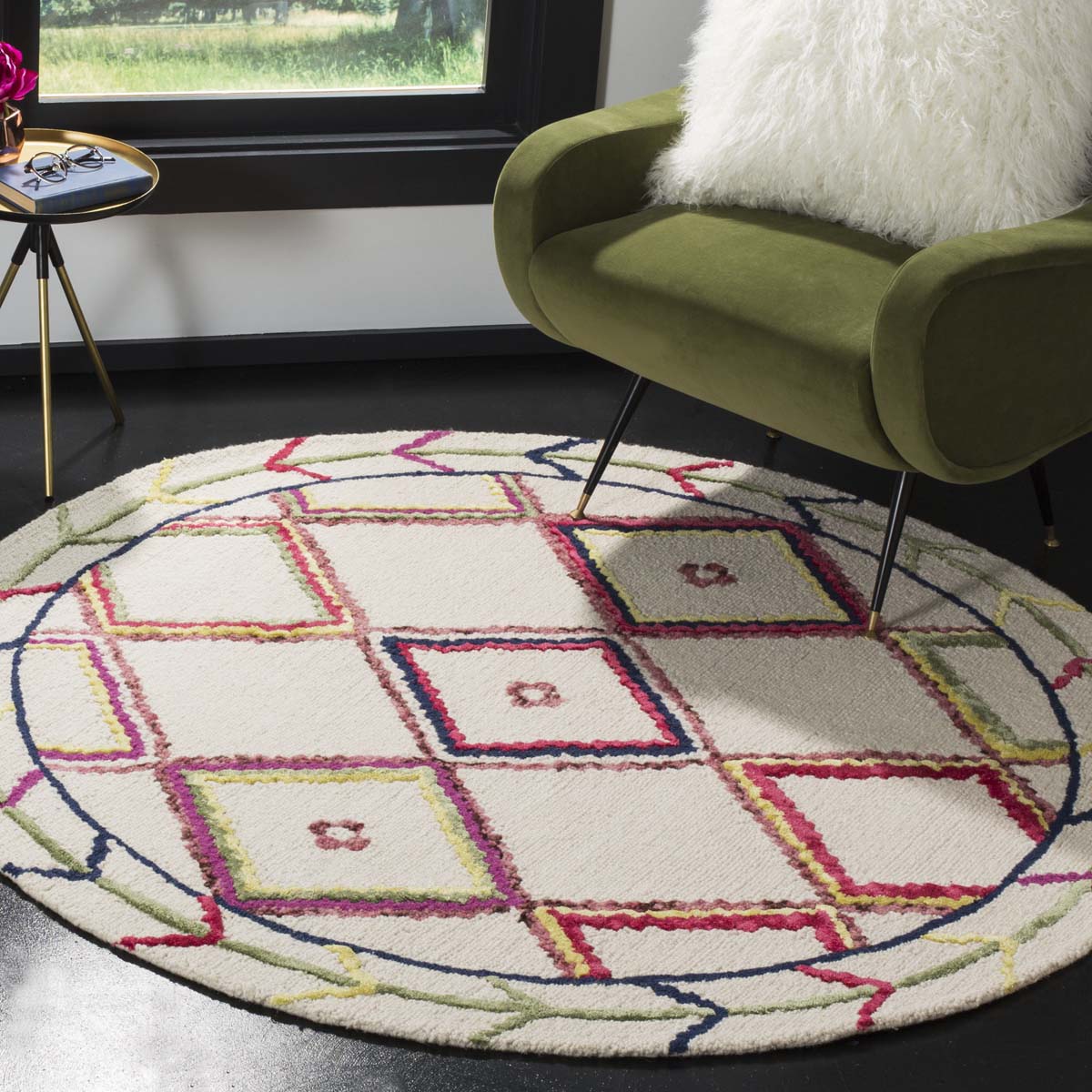 Safavieh Bellagio 563 Rug, BLG563 - Ivory / Multi