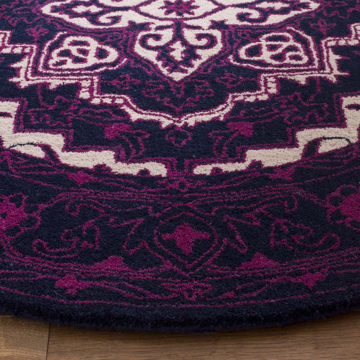 Safavieh Bellagio 597 Rug, BLG597 - Purple / Ivory