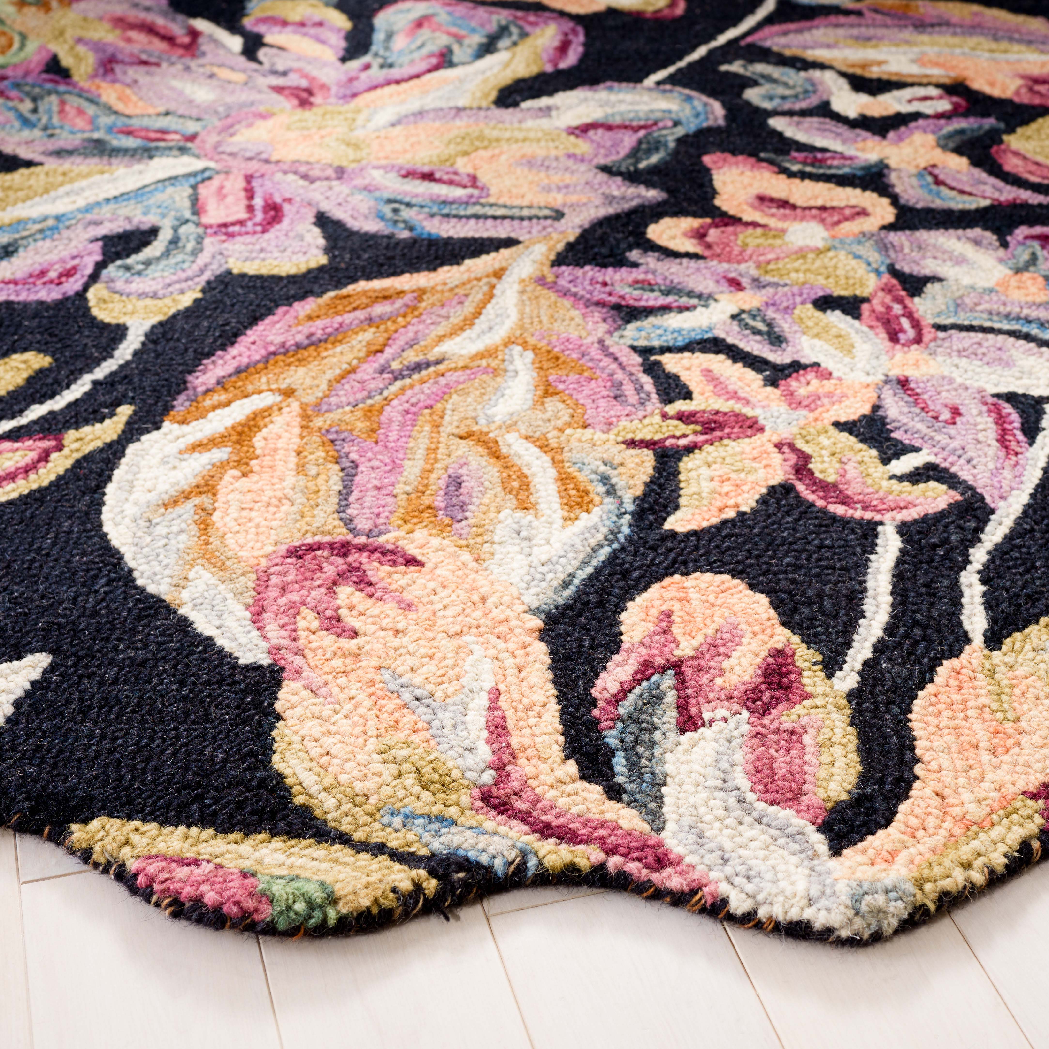 Safavieh Blossom 461 Rug, BLM461 - Black / Plum