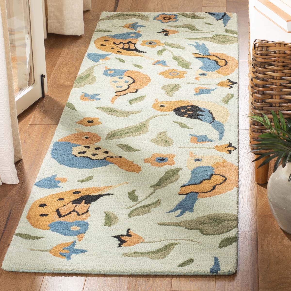 Safavieh Blossom 676 Rug, BLM676 - Sage / Multi