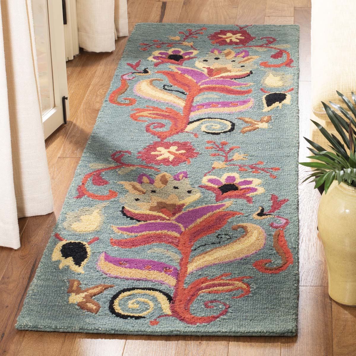 Safavieh Blossom 679 Rug, BLM679 - Blue / Multi