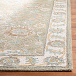 Safavieh Blossom 702 Rug, BLM702 - Sage / Ivory