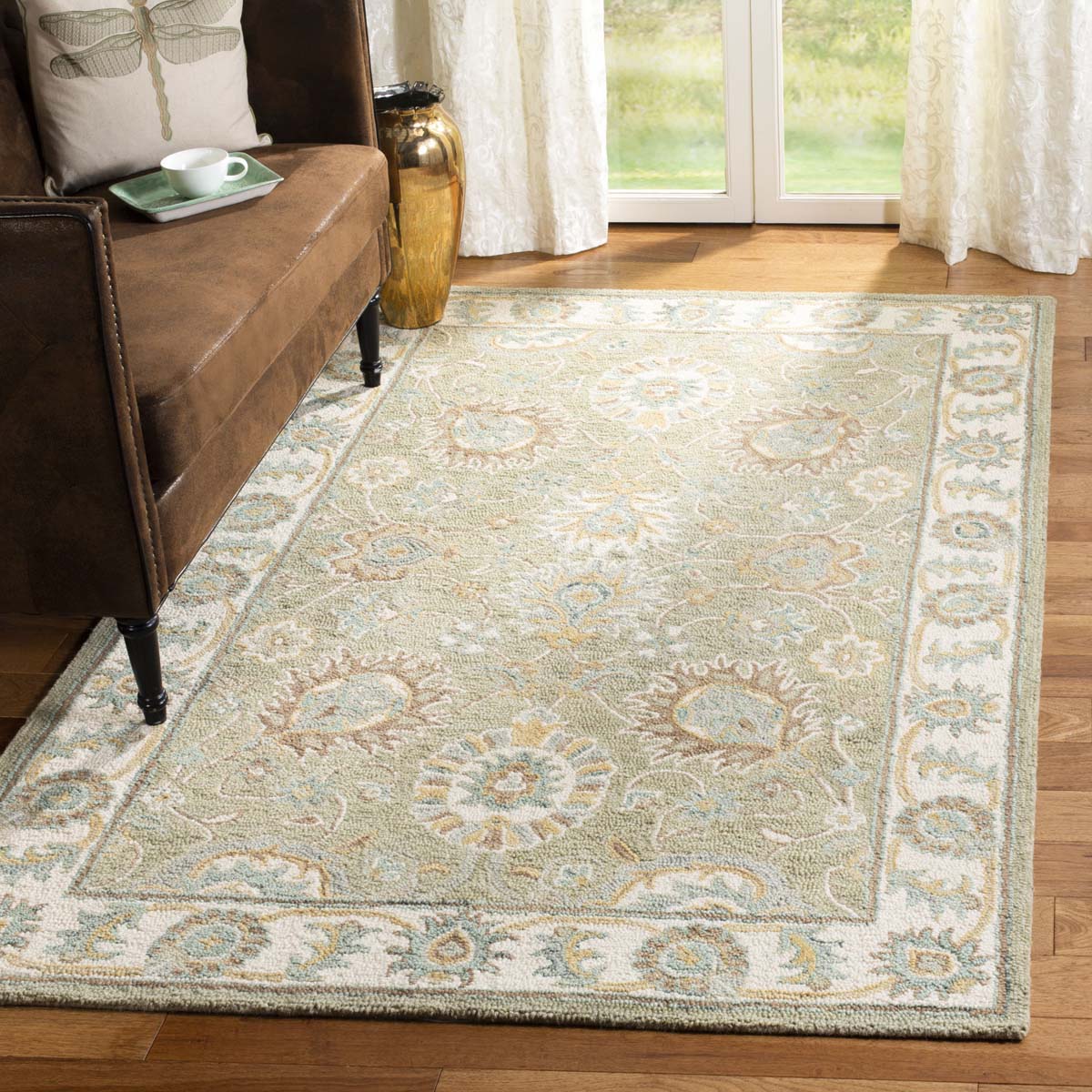 Safavieh Blossom 702 Rug, BLM702 - Sage / Ivory