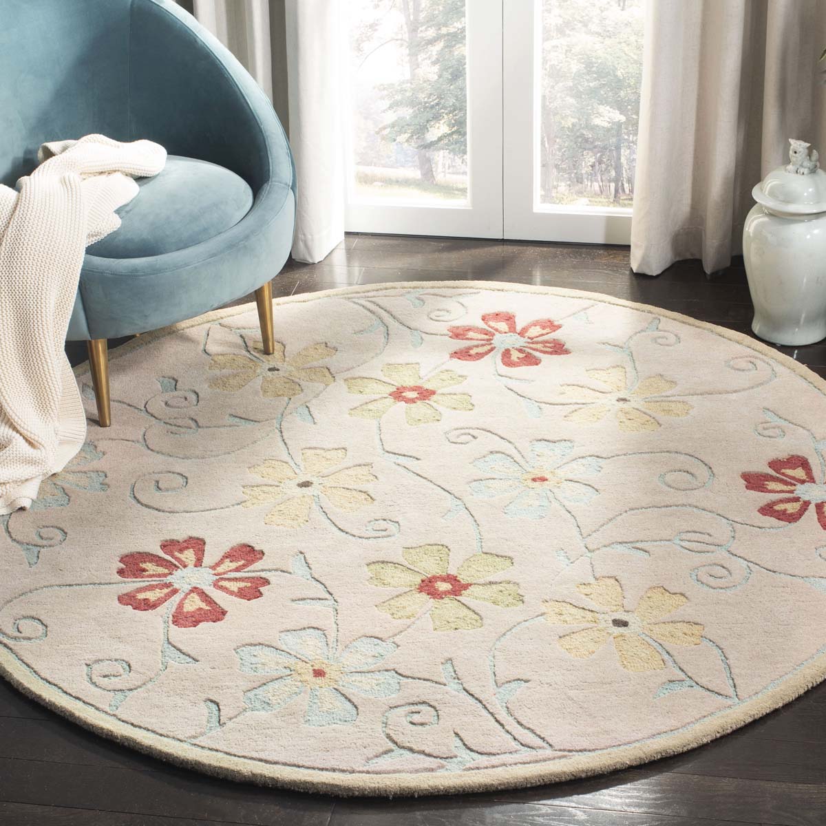 Safavieh Blossom 784 Rug, BLM784 - Beige / Multi