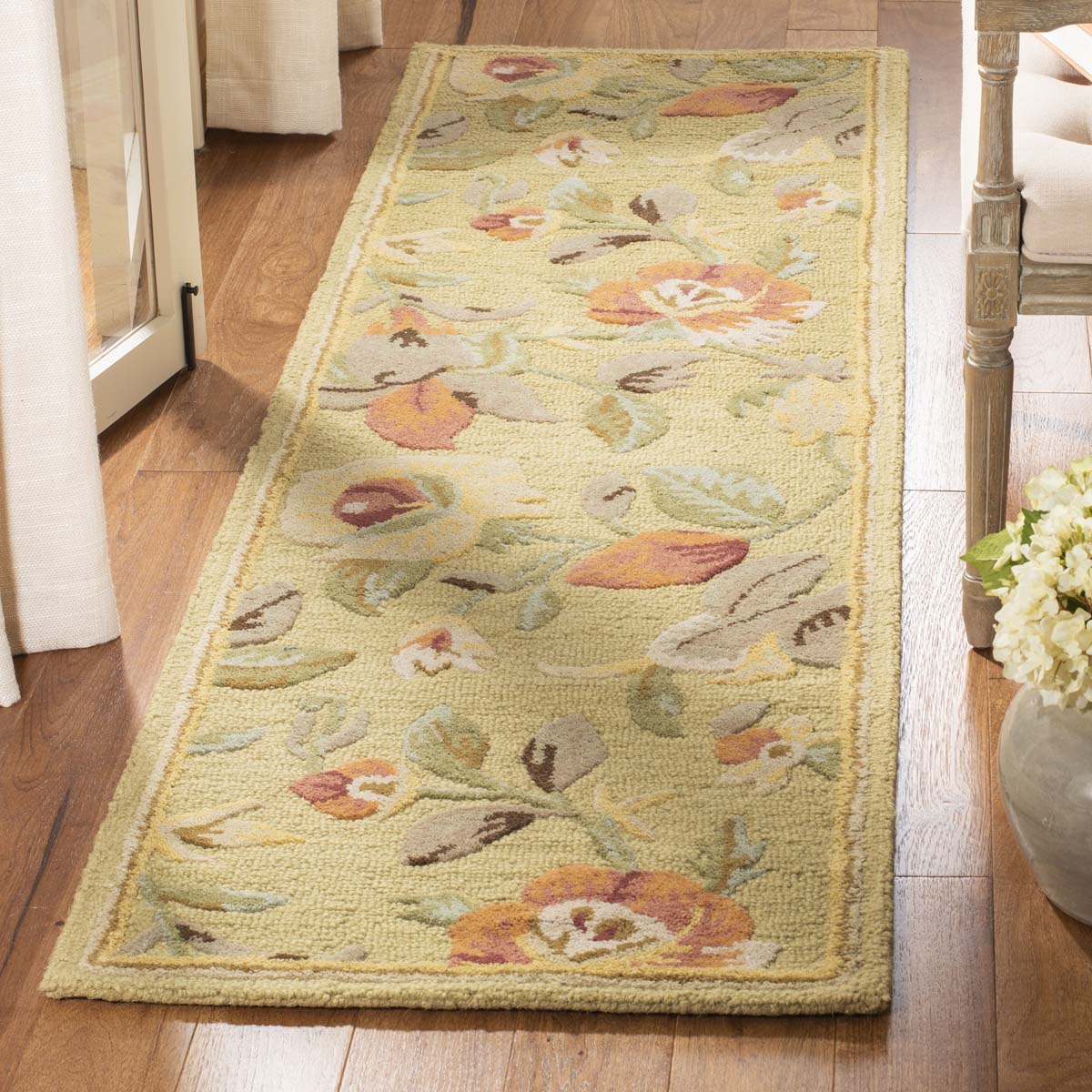 Safavieh Blossom 785 Rug, BLM785 - Green / Multi