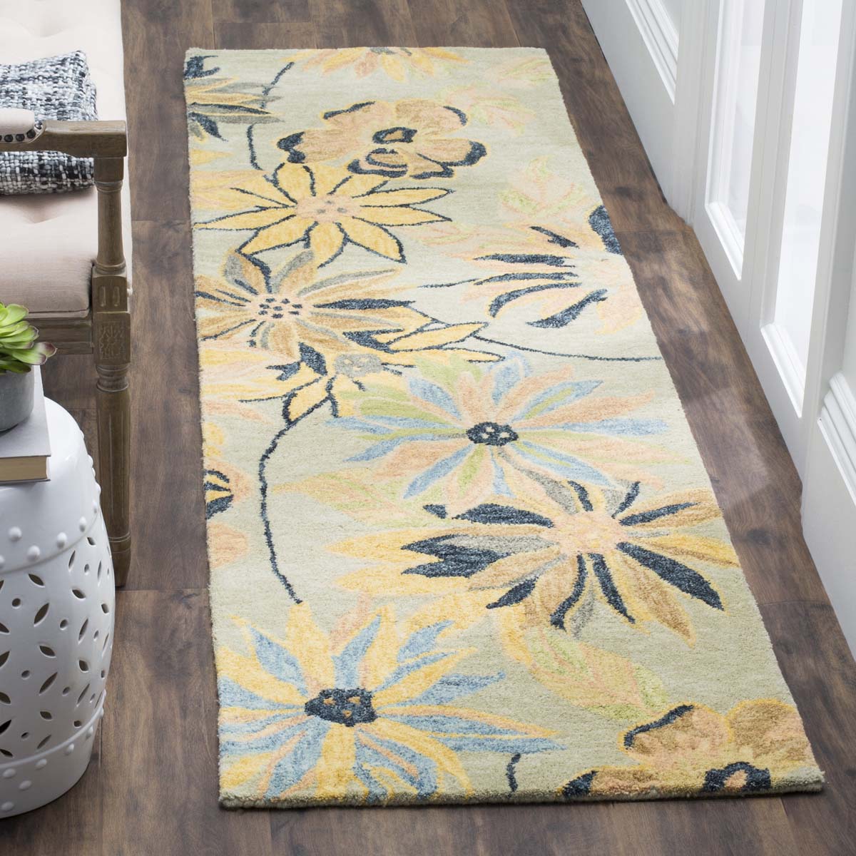 Safavieh Blossom 789 Rug, BLM789 - Light Blue / Multi