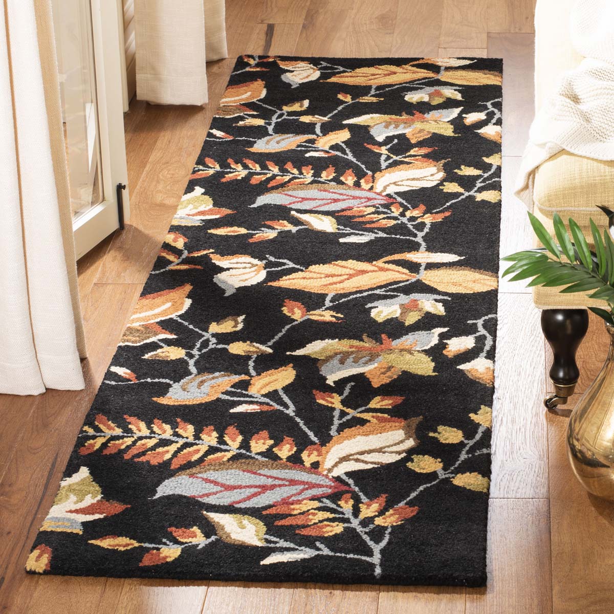 Safavieh Blossom 913 Rug, BLM913 - Black / Multi