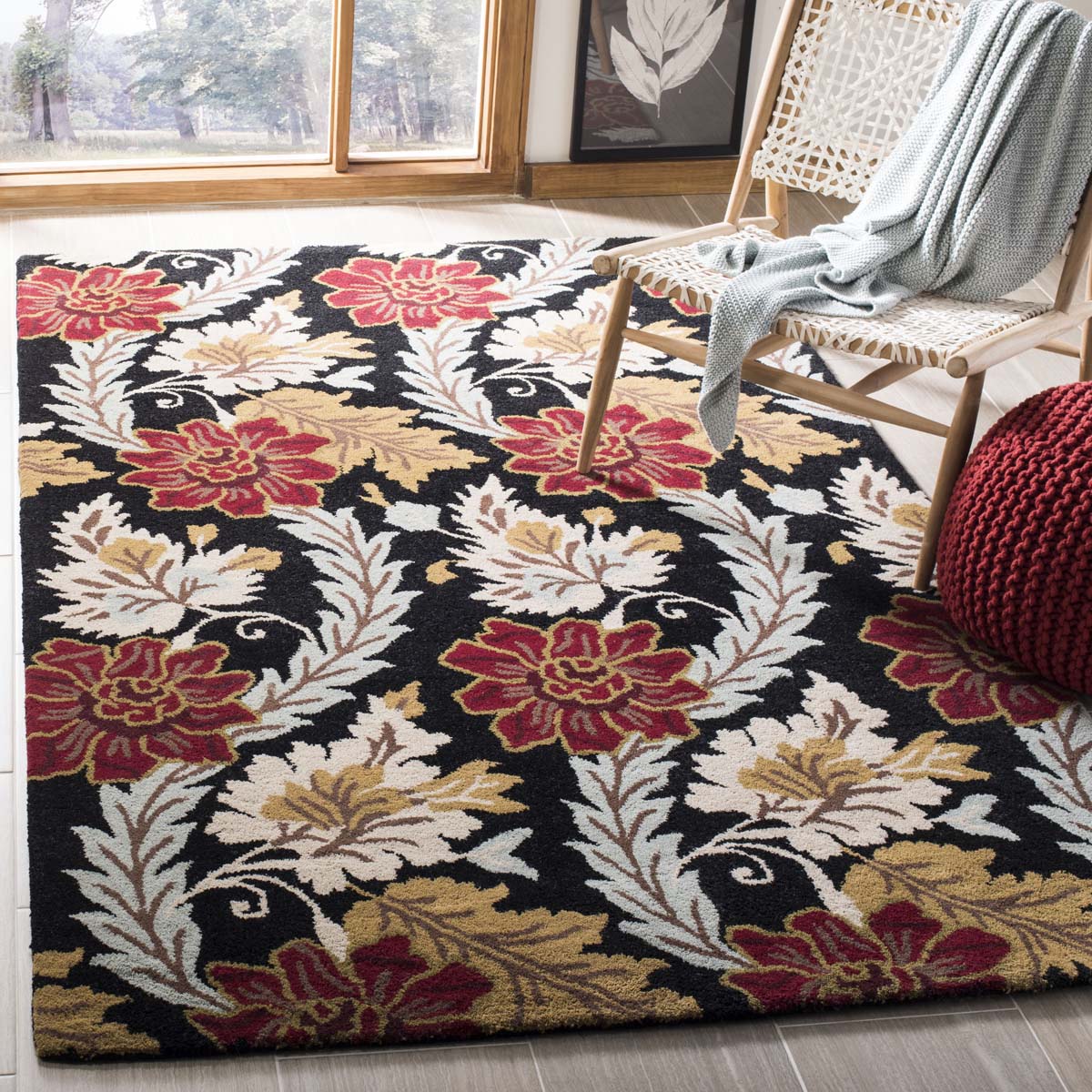 Safavieh Blossom 921 Rug, BLM921 - Black / Multi