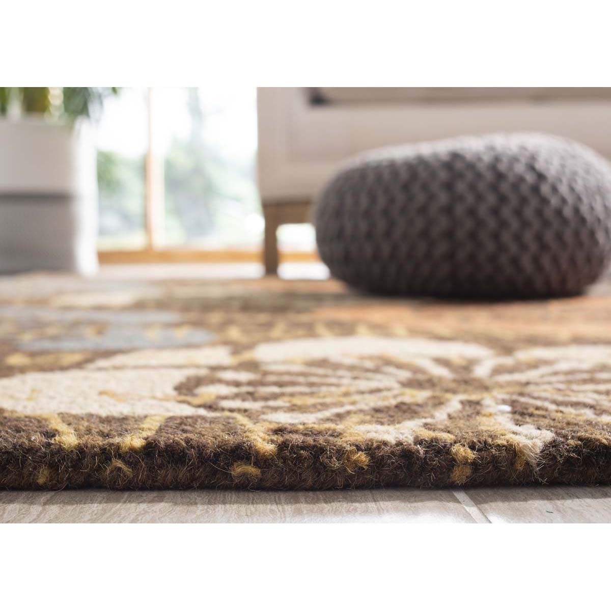 Safavieh Blossom 923 Rug, BLM923 - Brown / Multi