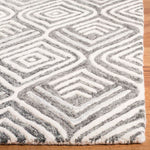 Safavieh Blossom 936 Rug, BLM936 - Ivory / Grey