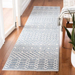 Safavieh Belmont 132 Rug, BMT132 - Ivory / Navy