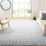 Safavieh Belmont 132 Rug, BMT132 - Ivory / Navy