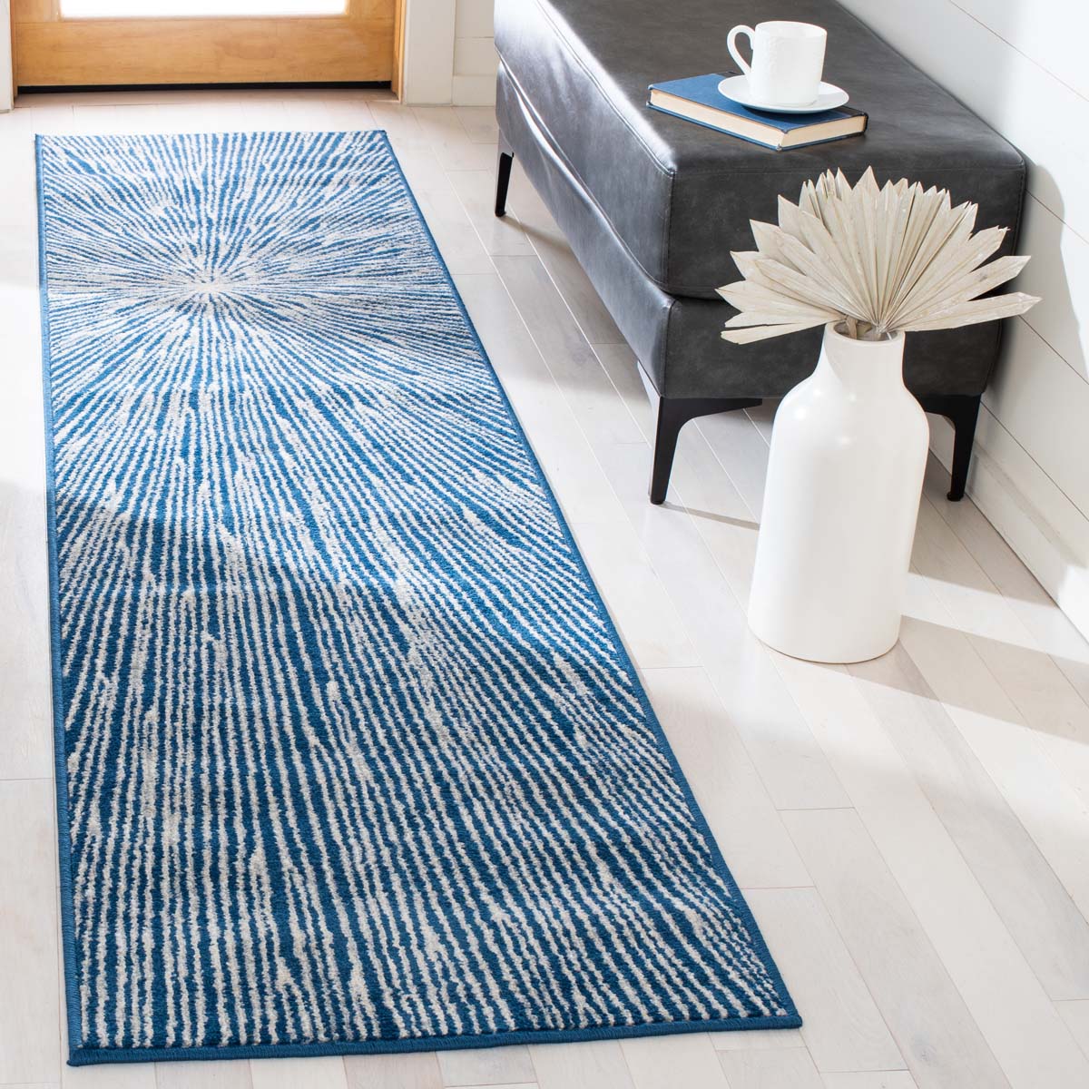 Safavieh Belmont 136 Rug, BMT136 - Navy / Grey