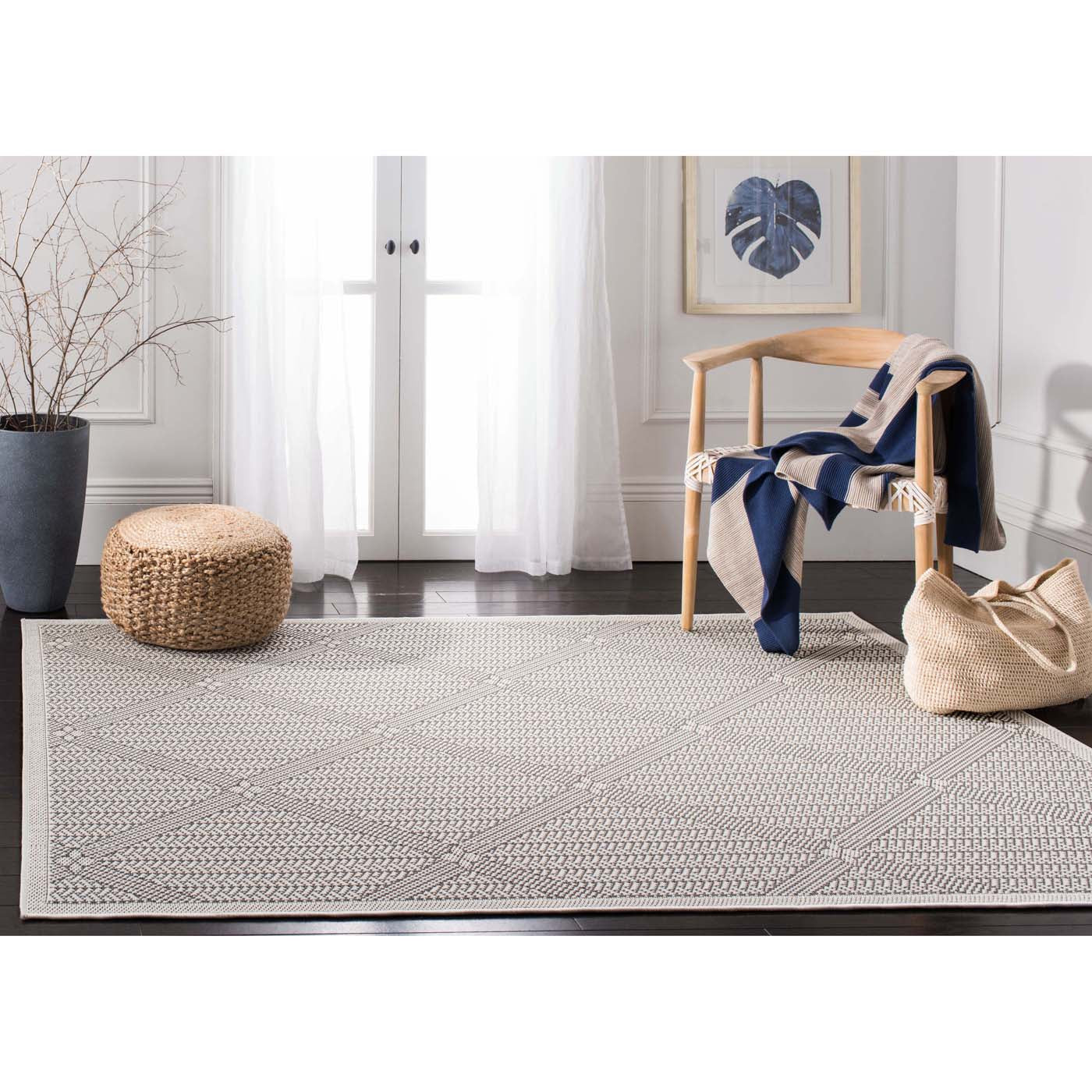 Safavieh Bermuda 811 Rug, BMU811 - Cream / Grey