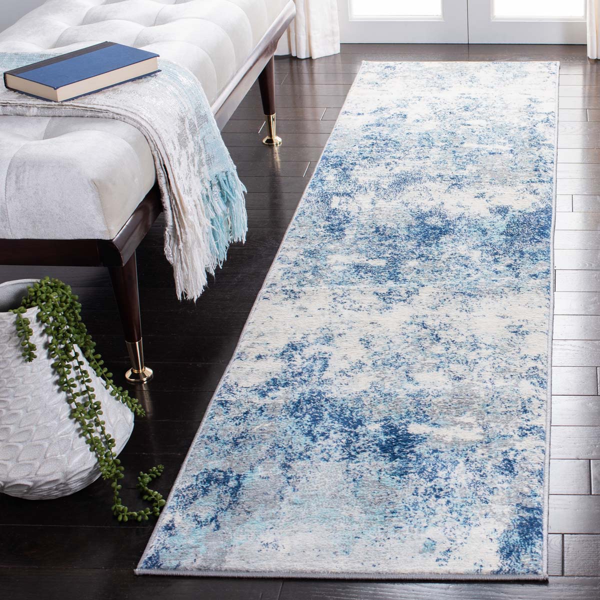 Safavieh Brentwood 822 Rug, Blue, BNT822 - Ivory / Navy