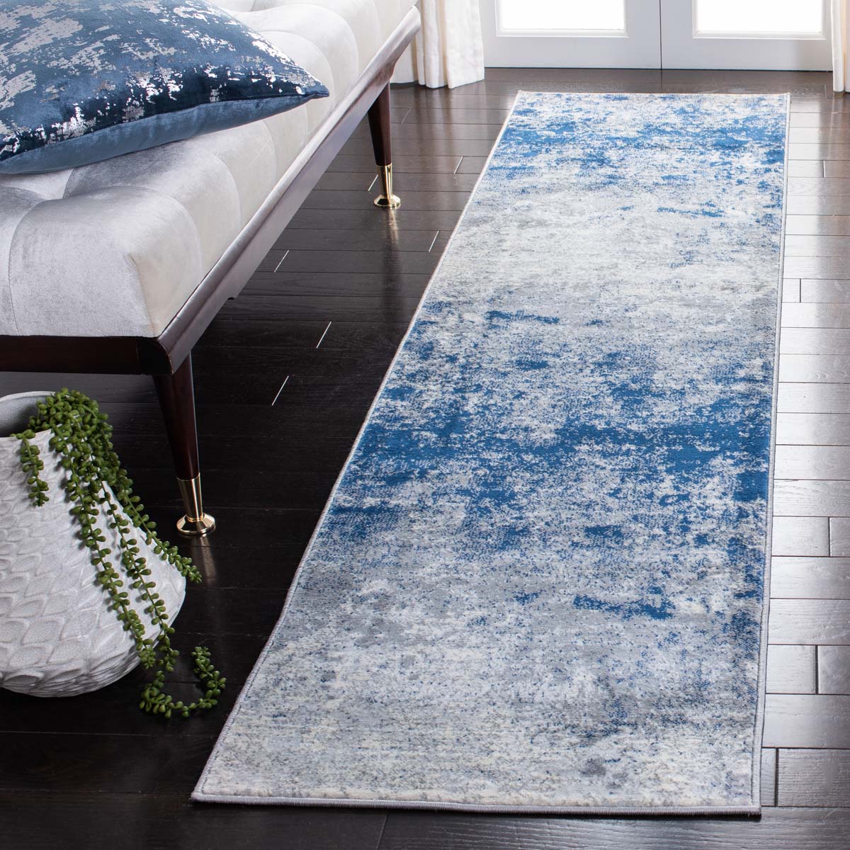 Safavieh Brentwood 822 Rug, Blue, BNT822 - Grey / Navy