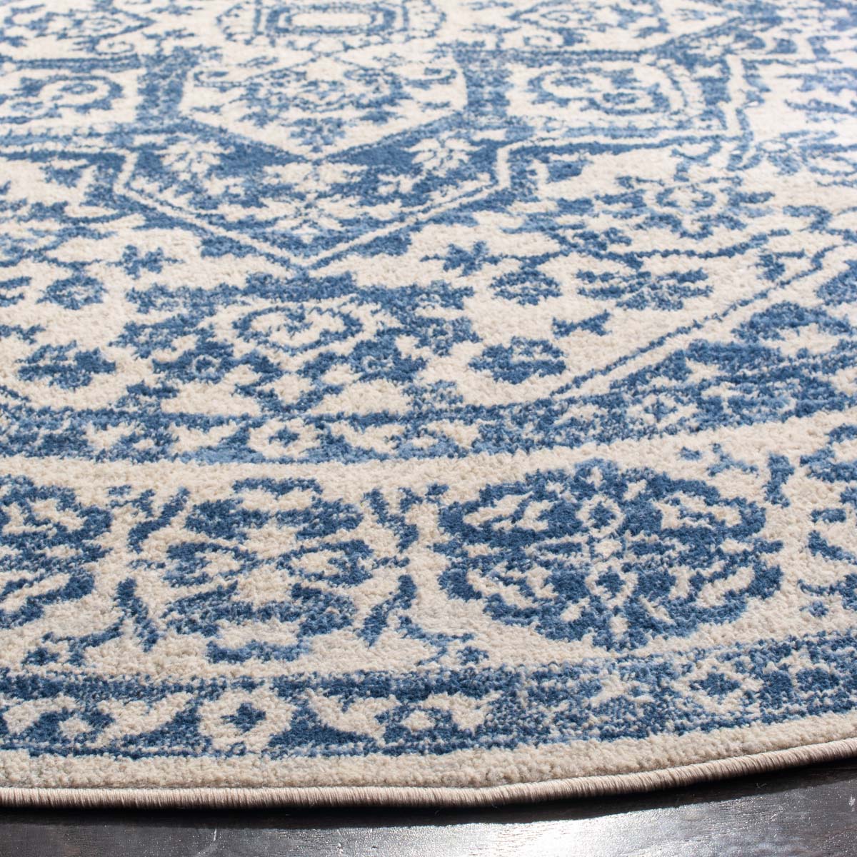 Safavieh Brentwood 832 Rug, Blue, BNT832 - Navy / Light Grey