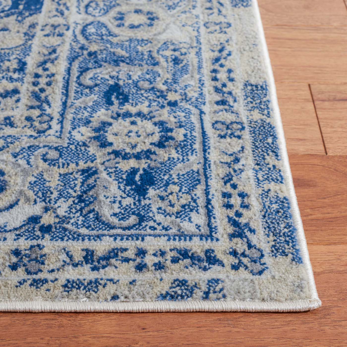 Safavieh Brentwood 837 Rug, BNT837 - BLUE / IVORY