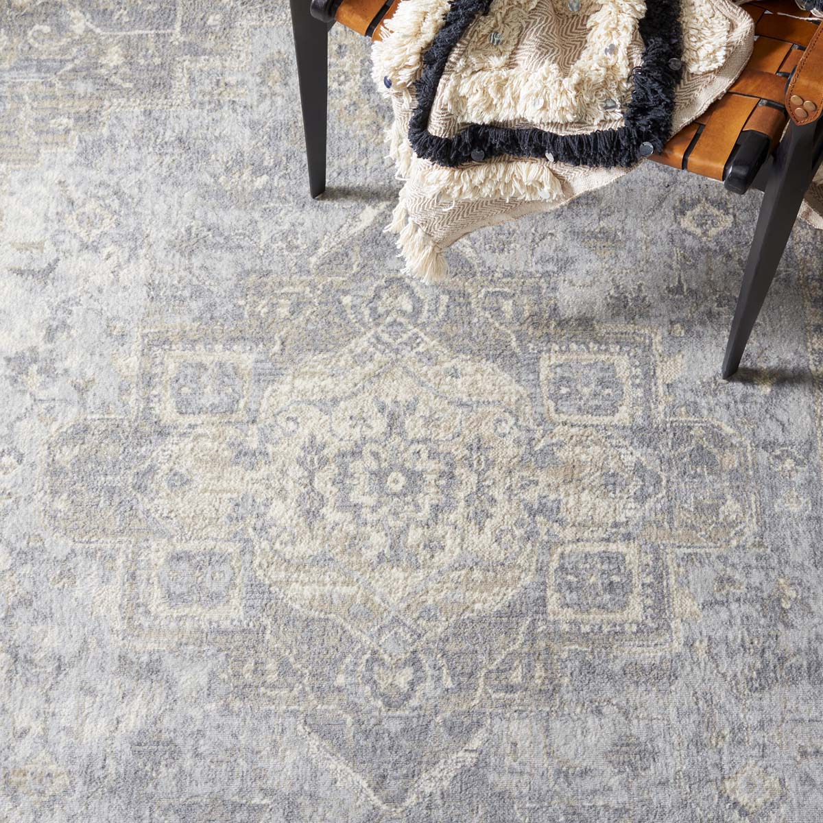 Safavieh Brentwood 851 Rug, Grey, BNT851 - Grey / Beige