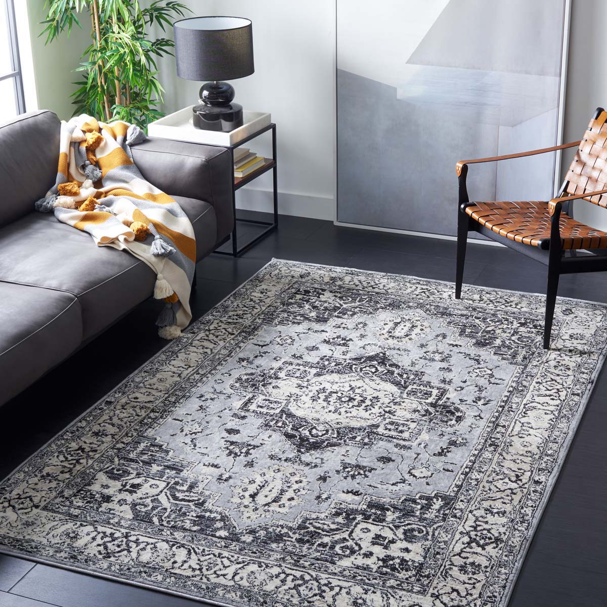 Safavieh Brentwood 851 Rug, Grey, BNT851 - Grey / Black