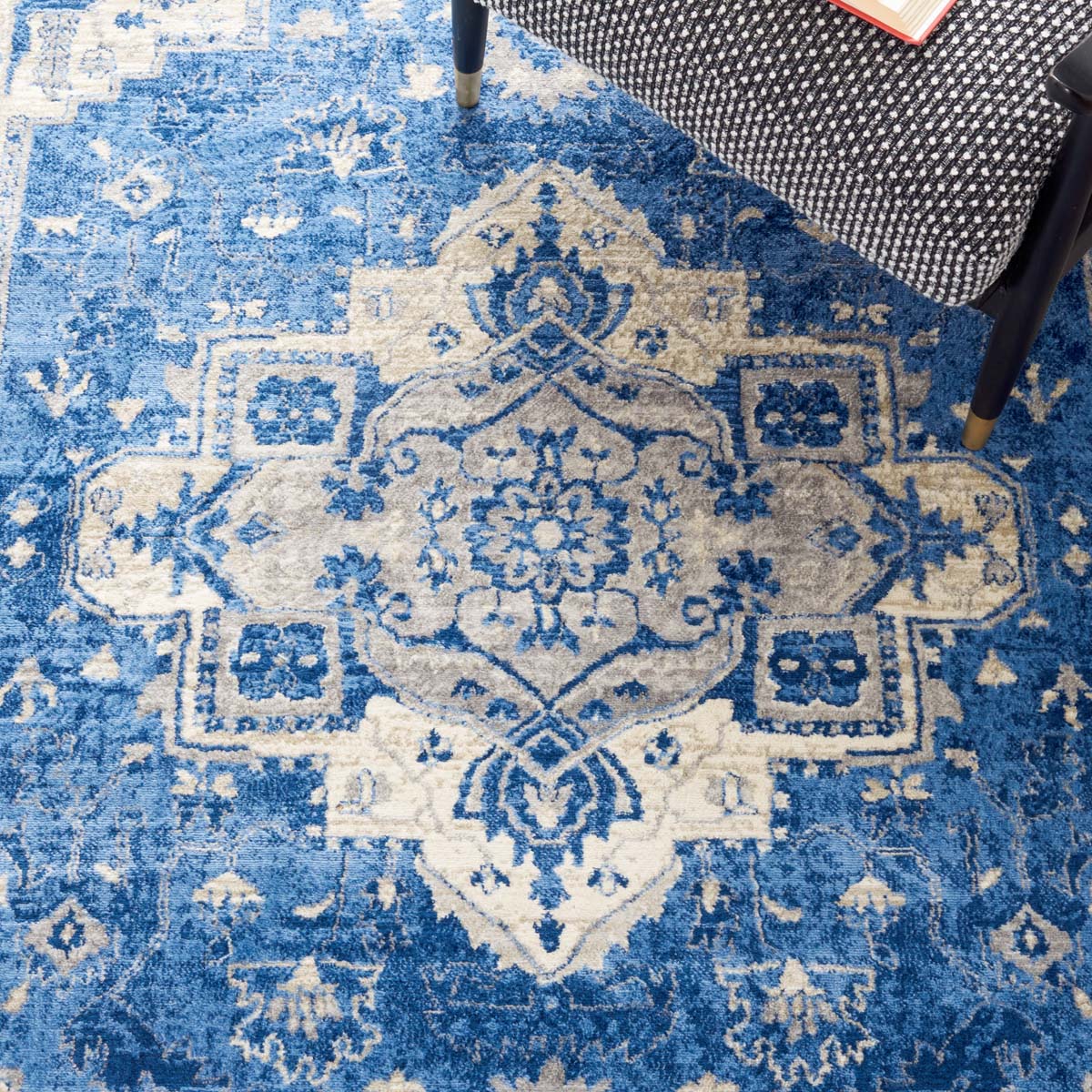 Safavieh Brentwood 851 Rug, Grey, BNT851 - Blue / Grey