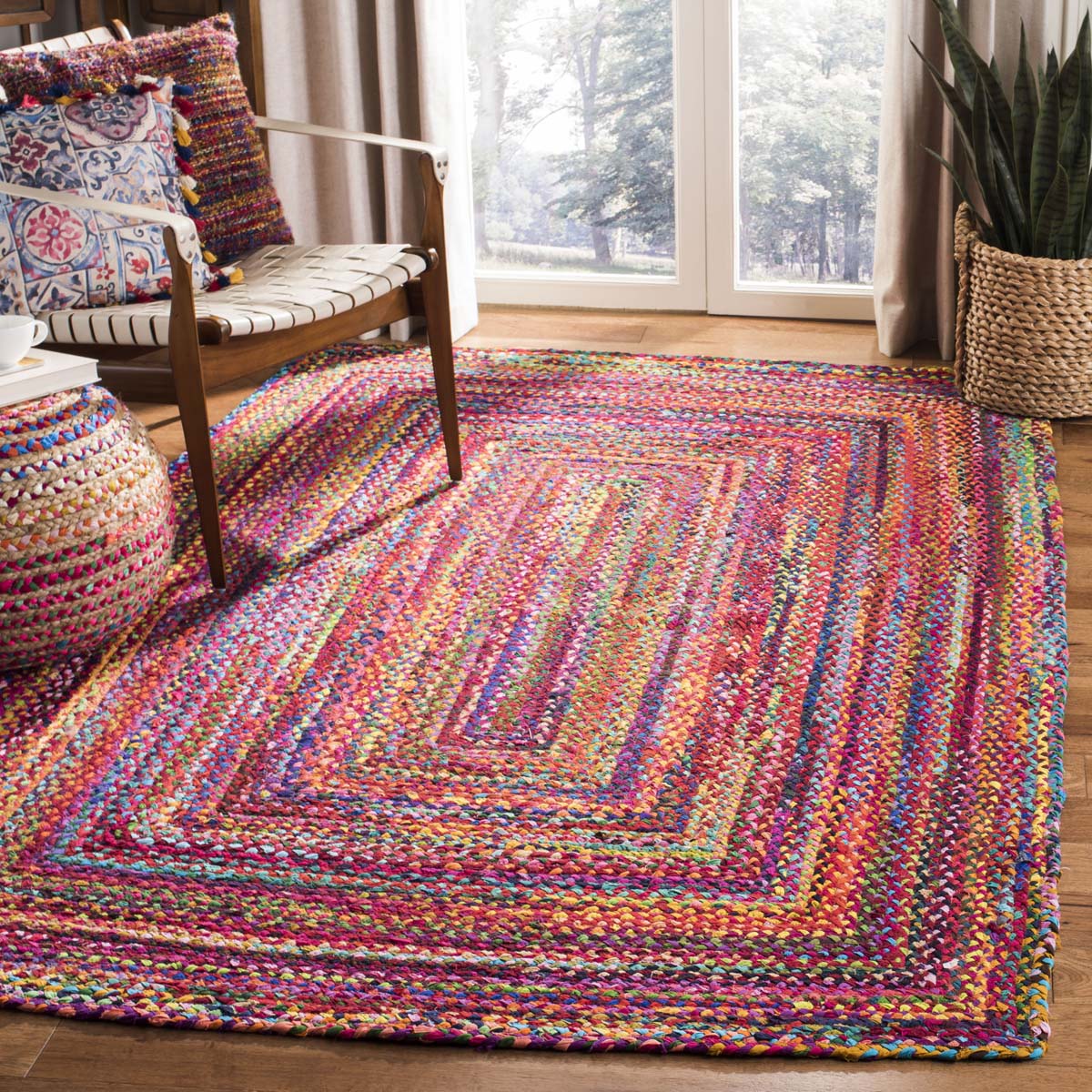 Safavieh Braided 210 Rug, BRD210 - Red / Multi