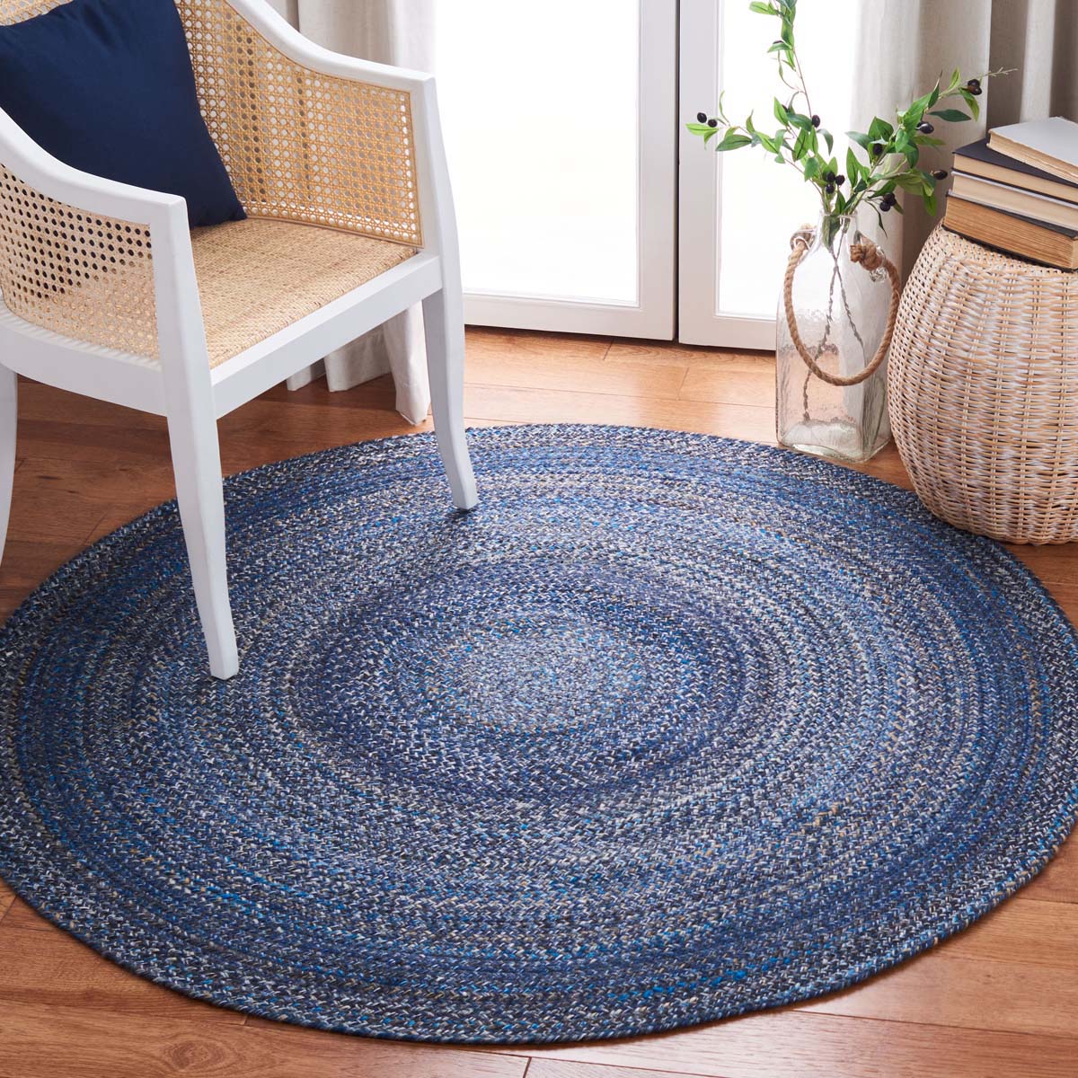 Safavieh Braided 851 Rug, BRD851 - Navy