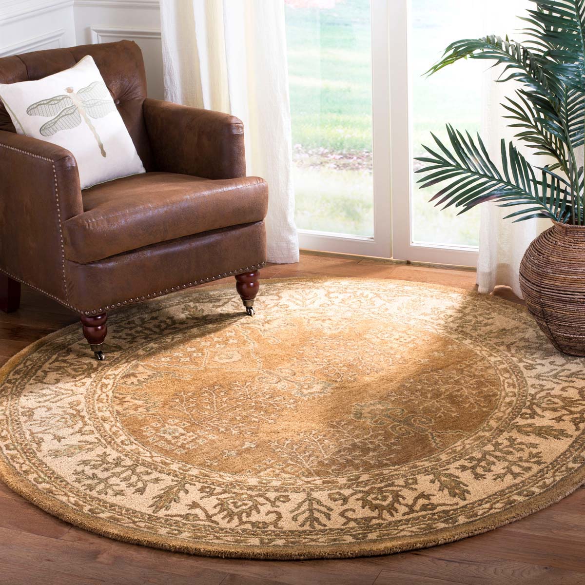 Safavieh Bergama 190 Rug, BRG190 - Light Brown / Beige