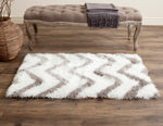 Safavieh Barcelona Shag 320 Rug, BSG320 - Ivory / Silver