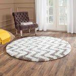 Safavieh Barcelona Shag 320 Rug, BSG320 - Ivory / Silver