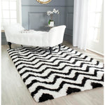 Safavieh Barcelona Shag 320 Rug, BSG320 - Ivory / Black