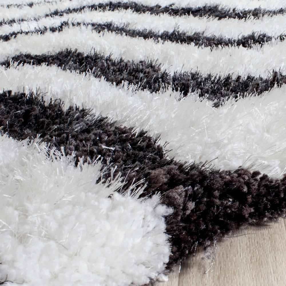 Safavieh Barcelona Shag 320 Rug, BSG320 - Graphite / Ivory