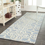 Safavieh Cambridge 133 Rug, CAM133 - Light Blue / Ivory