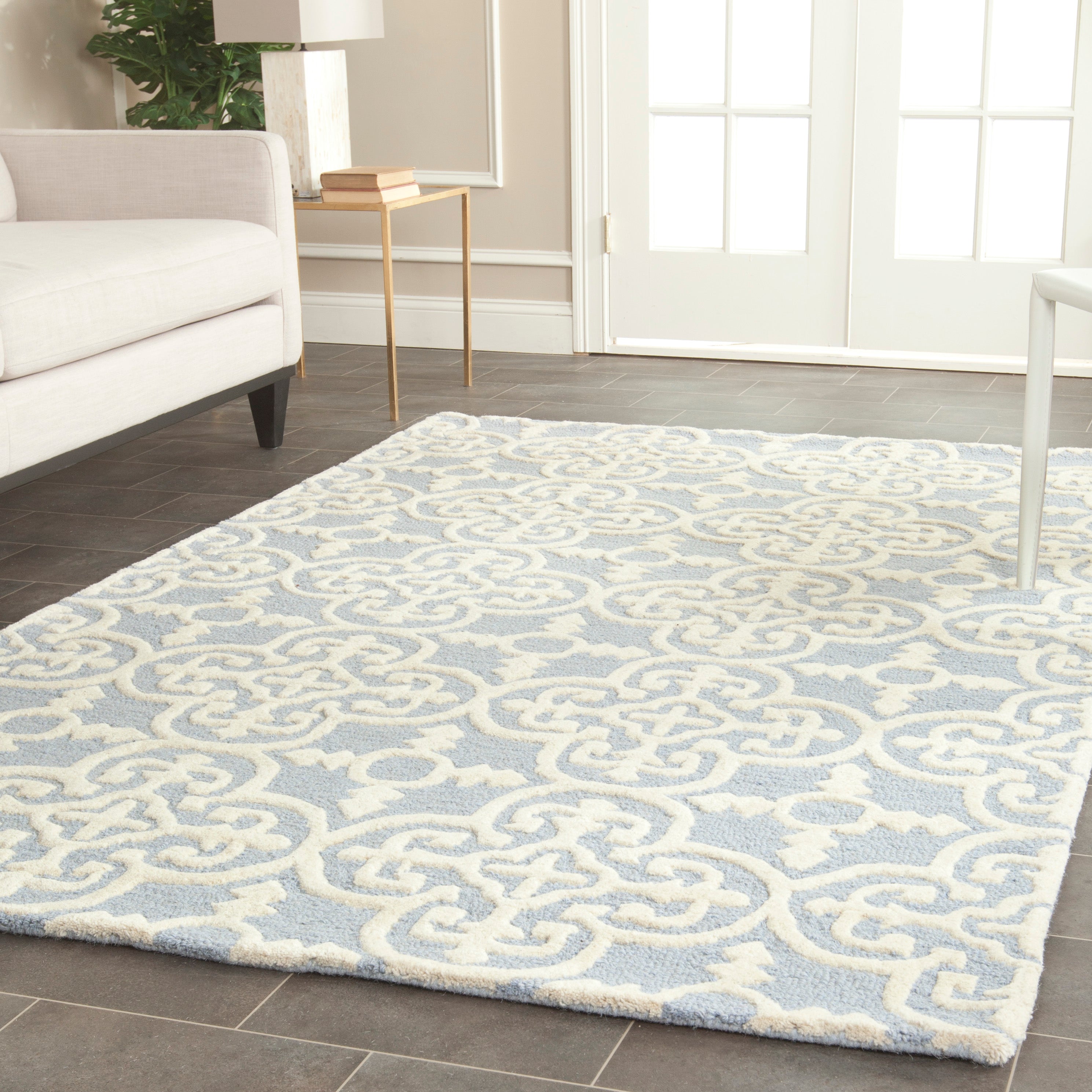 Safavieh Cambridge 133 Rug, CAM133 - Light Blue / Ivory