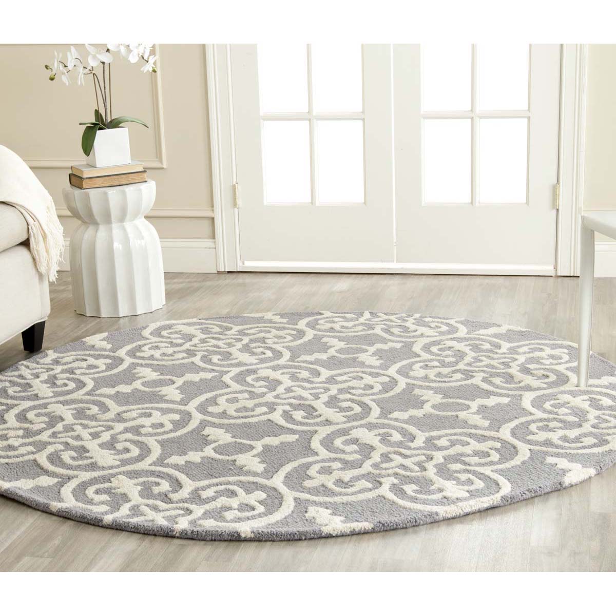 Safavieh Cambridge 133 Rug, CAM133 - Silver / Ivory