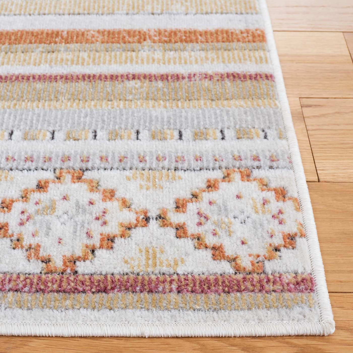 Safavieh Cabana 551 Rug, CBN551 - IVORY / BEIGE GOLD