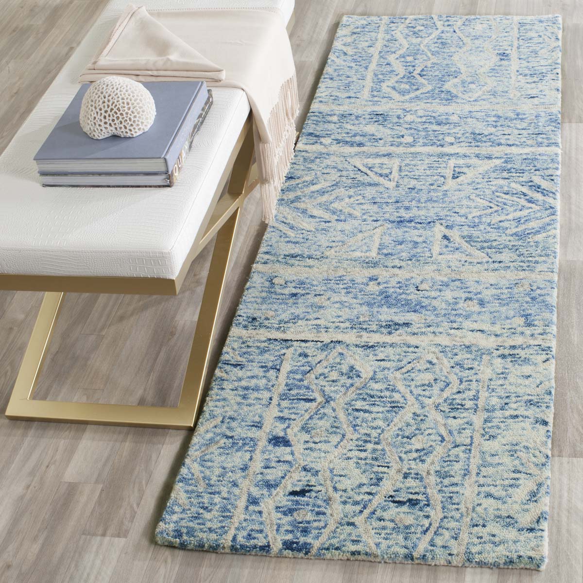 Safavieh Chatham 764 Rug, CHT764 - Blue / Ivory