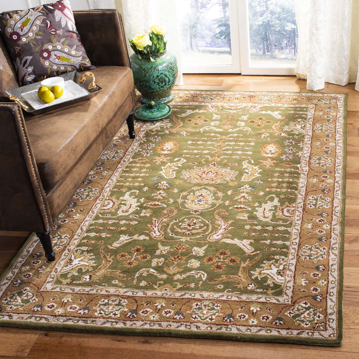 Safavieh Classic 764 Rug, CL764 - Light Green / Gold