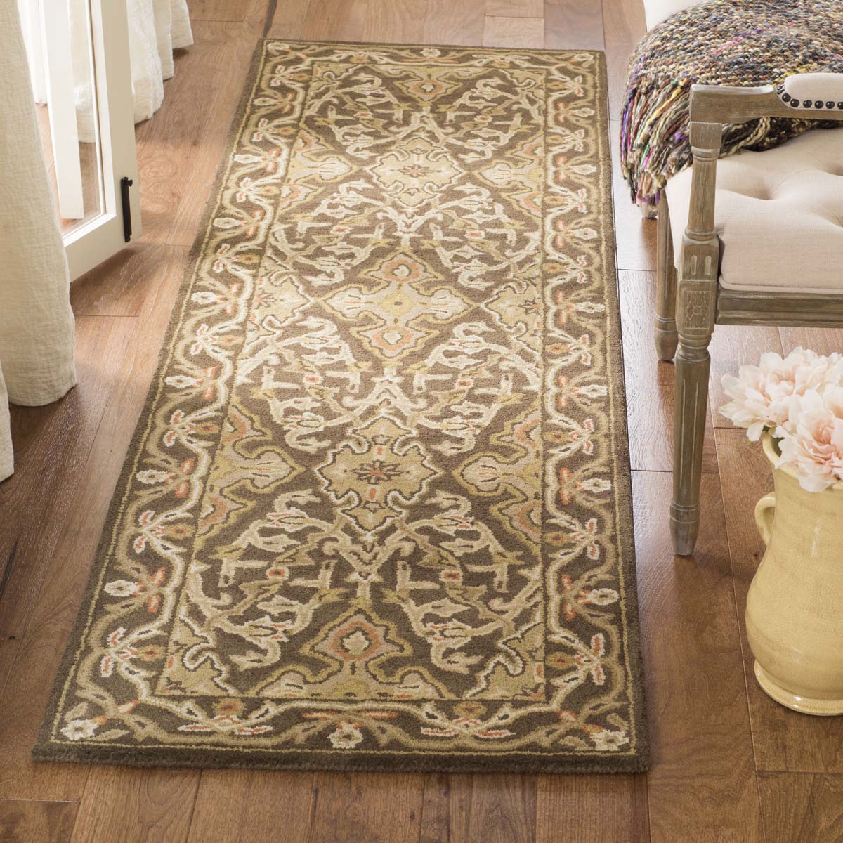 Safavieh Classic 31A Rug, CL931A - Brown / Brown