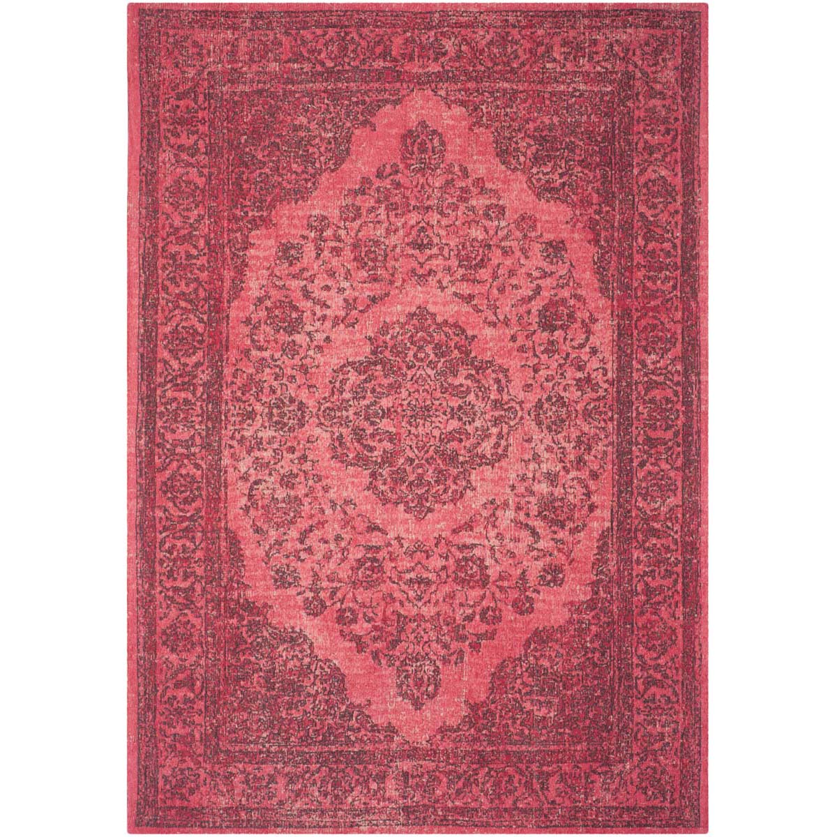 Safavieh Classic Vintage 121 Rug, CLV121 - Fuchsia