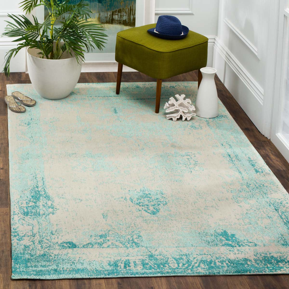 Safavieh Classic Vintage 125 Rug, CLV125 - Turquoise