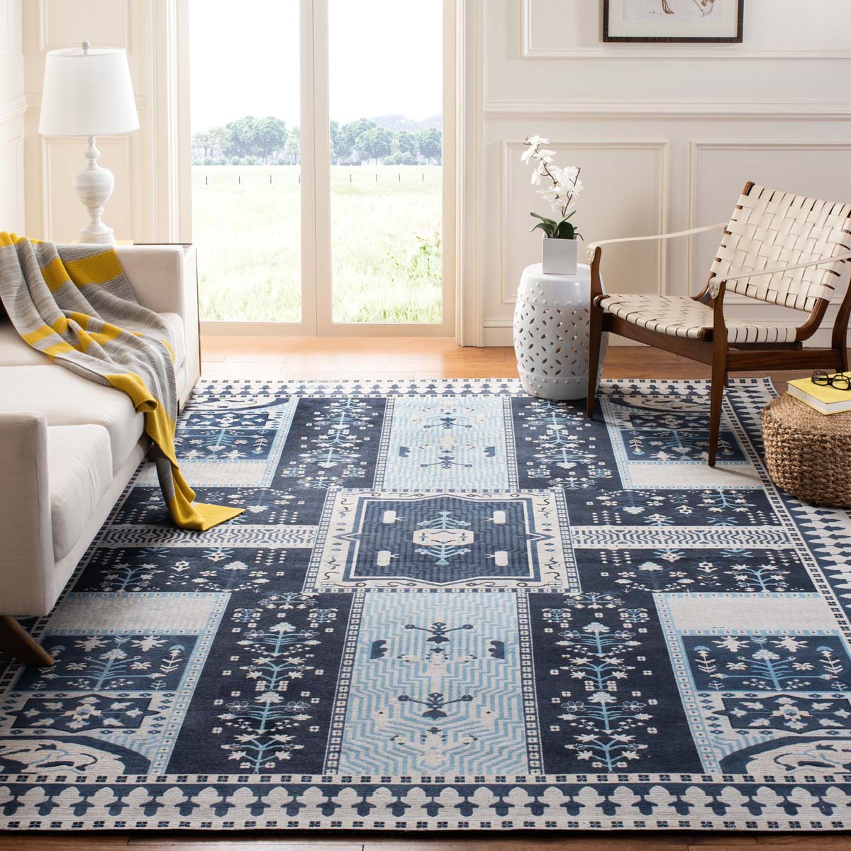 Safavieh Classic Vintage 512 Rug, CLV512 - Navy / Light Blue