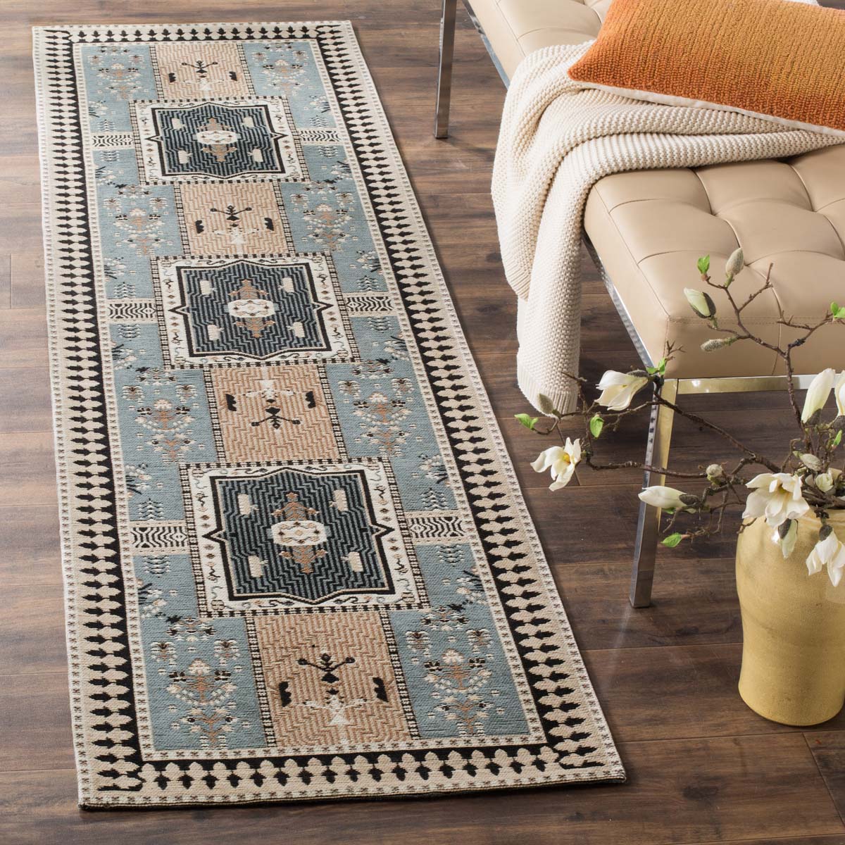 Safavieh Classic Vintage 512 Rug, CLV512 - Slate / Beige