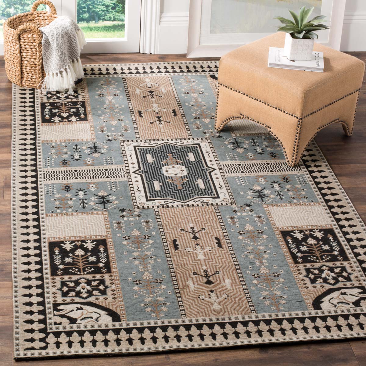 Safavieh Classic Vintage 512 Rug, CLV512 - Slate / Beige