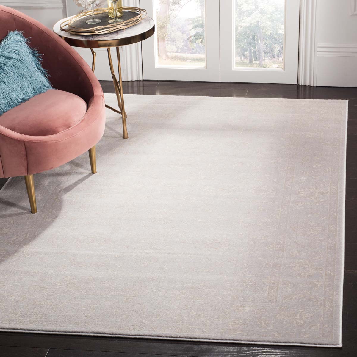 Safavieh Carnegie 621 Rug, CNG621 - Light Grey / Cream