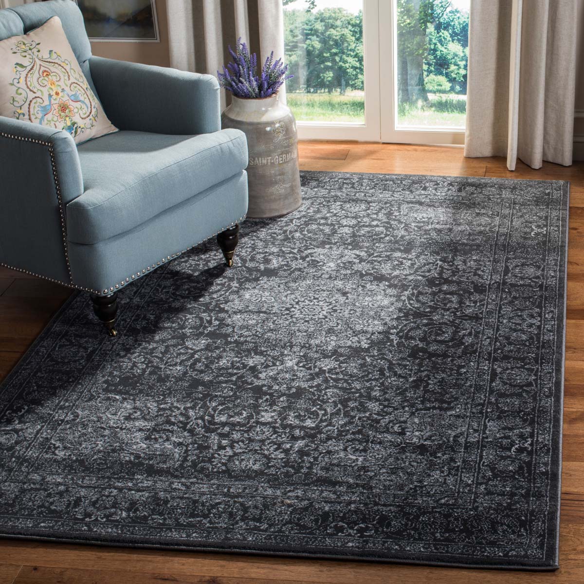 Safavieh Carnegie 631 Rug, CNG631 - Dark Grey / Cream