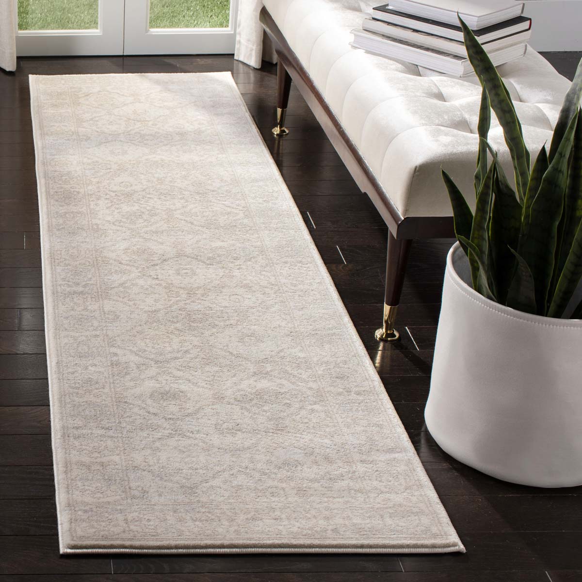 Safavieh Carnegie 691 Rug, CNG691 - Cream / Light Grey