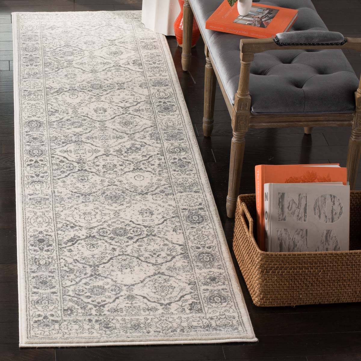 Safavieh Carnegie 691 Rug, CNG691 - Cream / Dark Grey