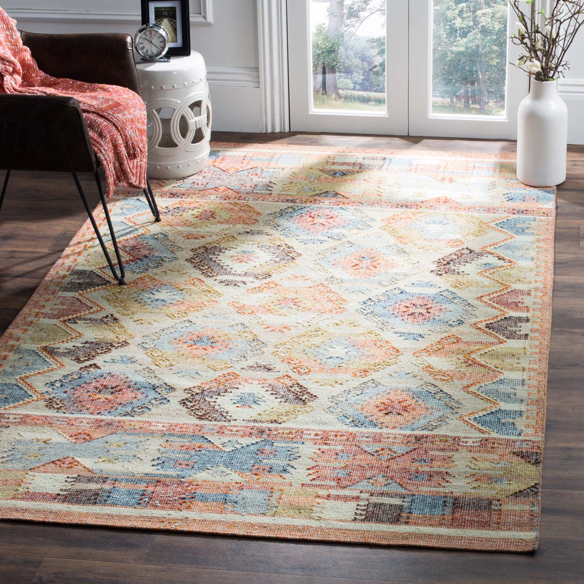 Safavieh Canyon 115 Rug, CNY115 - Red/Blue / Multi